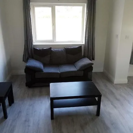 Entire House, Self Catering 펜션 Ballintober (Roscommon)